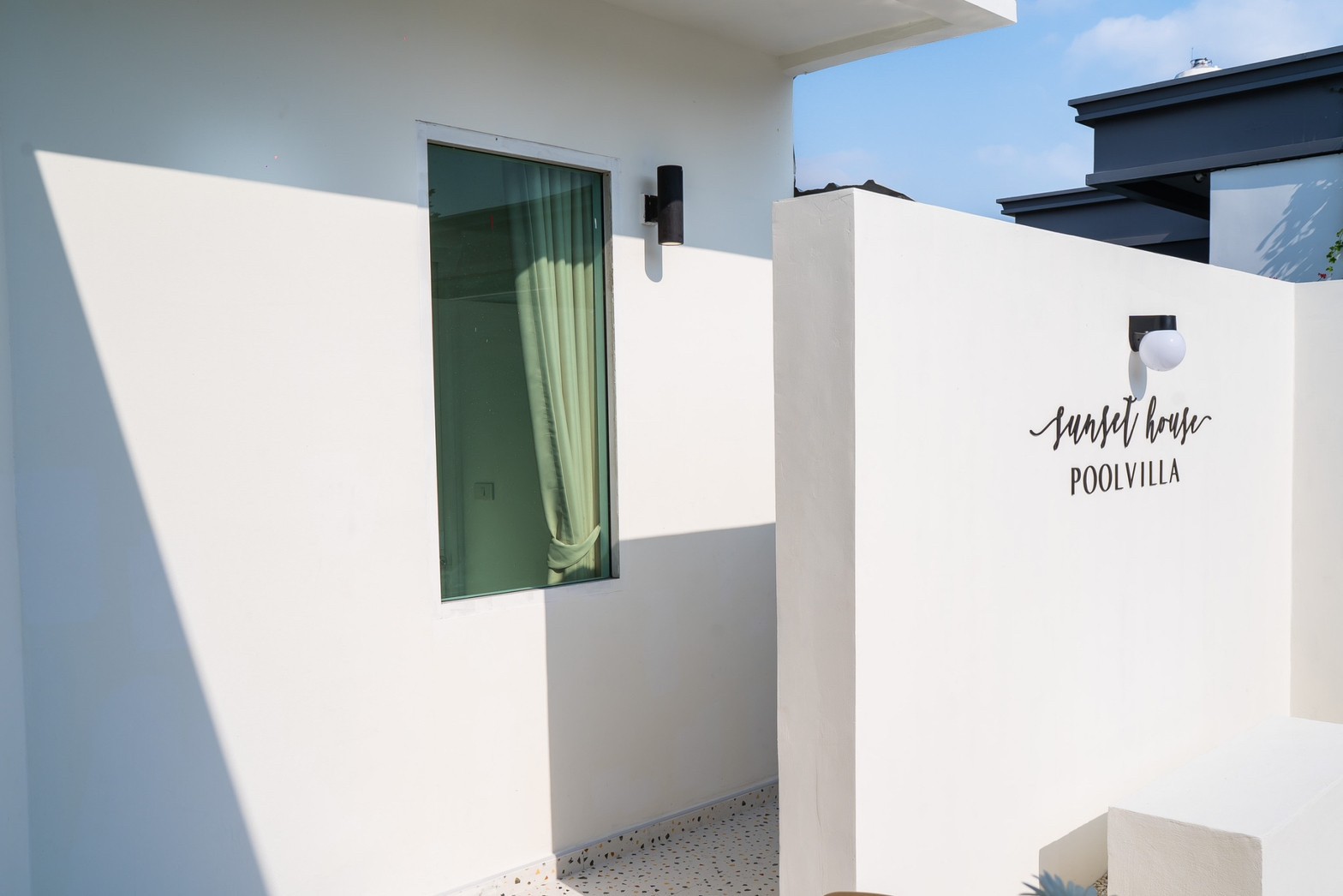 Sunset House